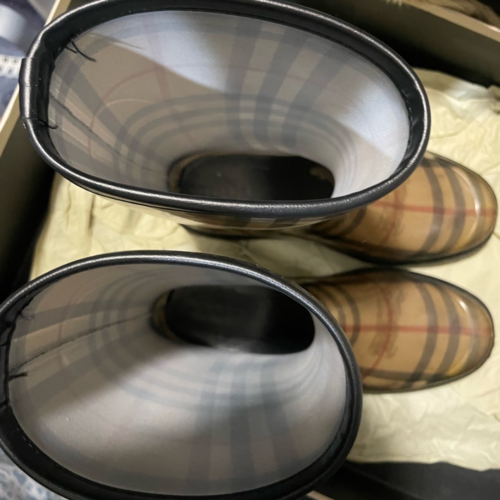Burberry Rainboots
